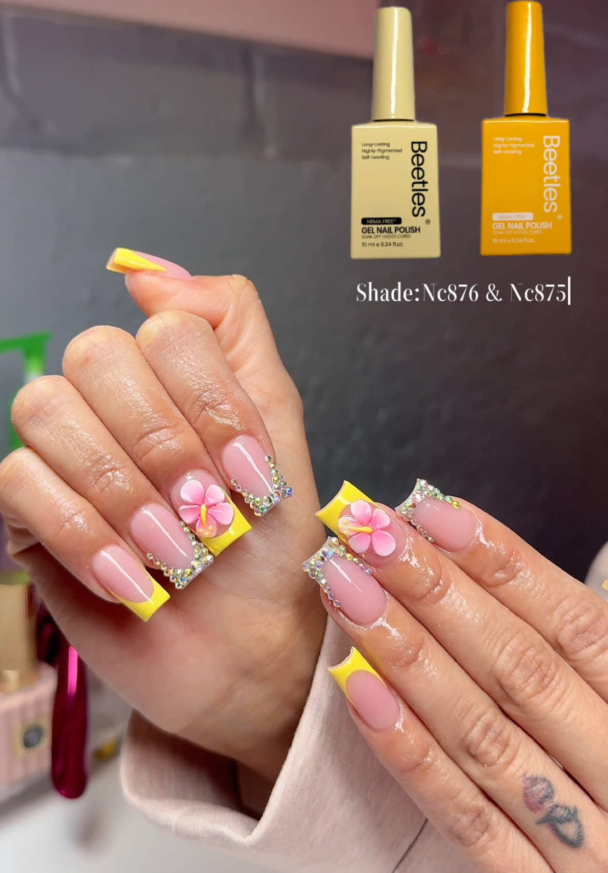 TikTok post by @setsbyevelynnn for V Beauty Pure. Caption reads: [...] for spring!🌸 • • • @BeetlesGelPolish....