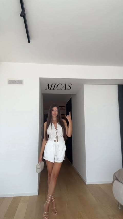 Instagram post by @dalilacipolla for Micas. Caption reads: Officially obsessed with MICAS 🤍✨ Thank you for....