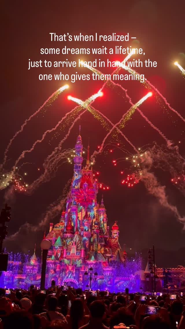 Instagram post by @lovelyarora_fashionicongreece for Walt Disney Studios. Caption reads: 35 years of waiting.
8 years of joy.
Tonight — two....