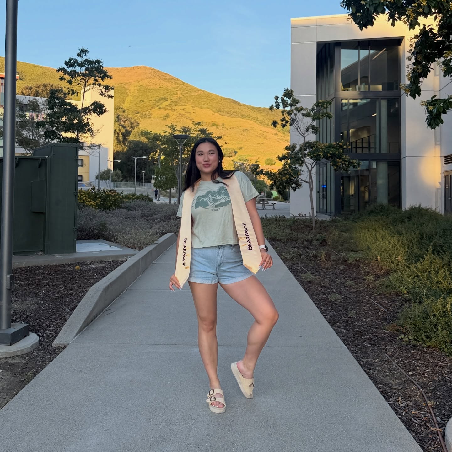 Instagram post by @illuminatemichelle for BEARPAW. Caption reads: [...] moments at the prettiest campus in my....