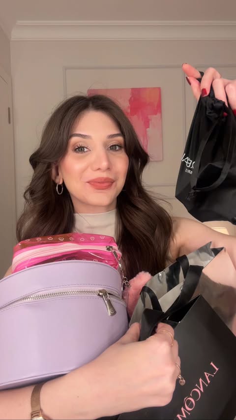 Instagram post by @sezinkaramese for Maybelline New York Türkiye. Caption reads: bunu 1 hafta önce çektim hepsini kullanıyorum şu....