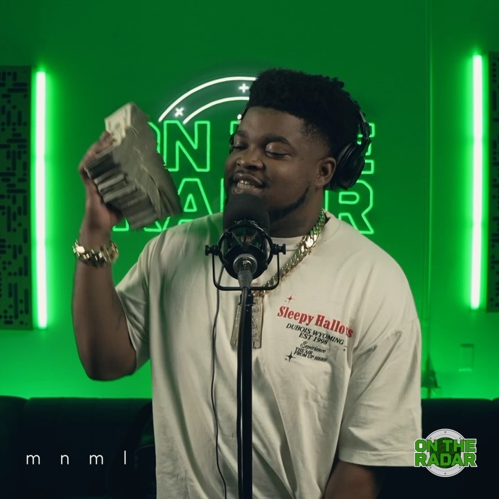 Instagram post by @ontheradarradio for mnml. Caption reads: [...] series ‘Fits On The Radar’ powered by....