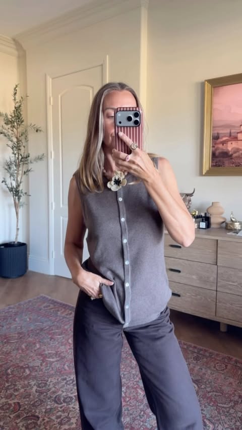 Instagram post by @jaclyndeleonstyle for ArachCloz. Caption reads: [...] link #amazonfashion #amazonfinds #ad....
