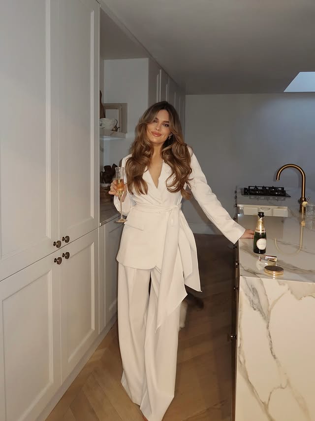 Instagram post by @chloelloyd for River Island. Caption reads: [...] the chicest white suit from the new....