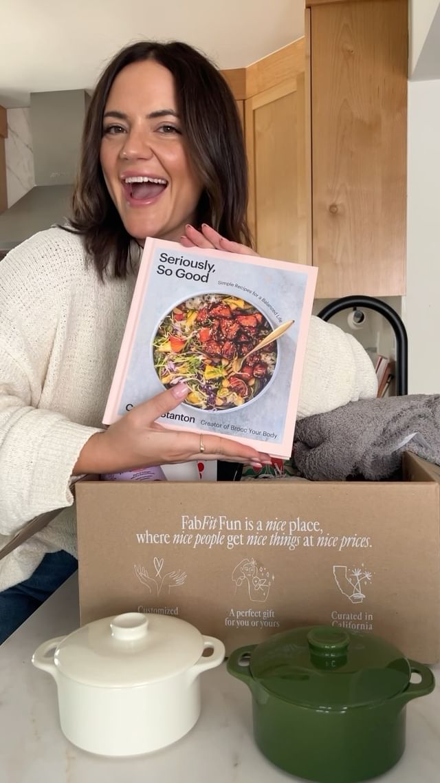 Instagram post by @broccyourbody for FabFitFun. Caption reads: Today we’re making Pantry Tomato Soup with Puff....