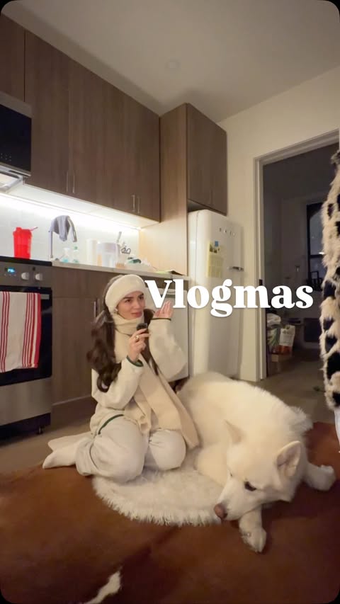 Instagram post by @janessamilan for 1UP Nutrition. Caption reads: [...] to spend vlogmas with you 🤓✨....