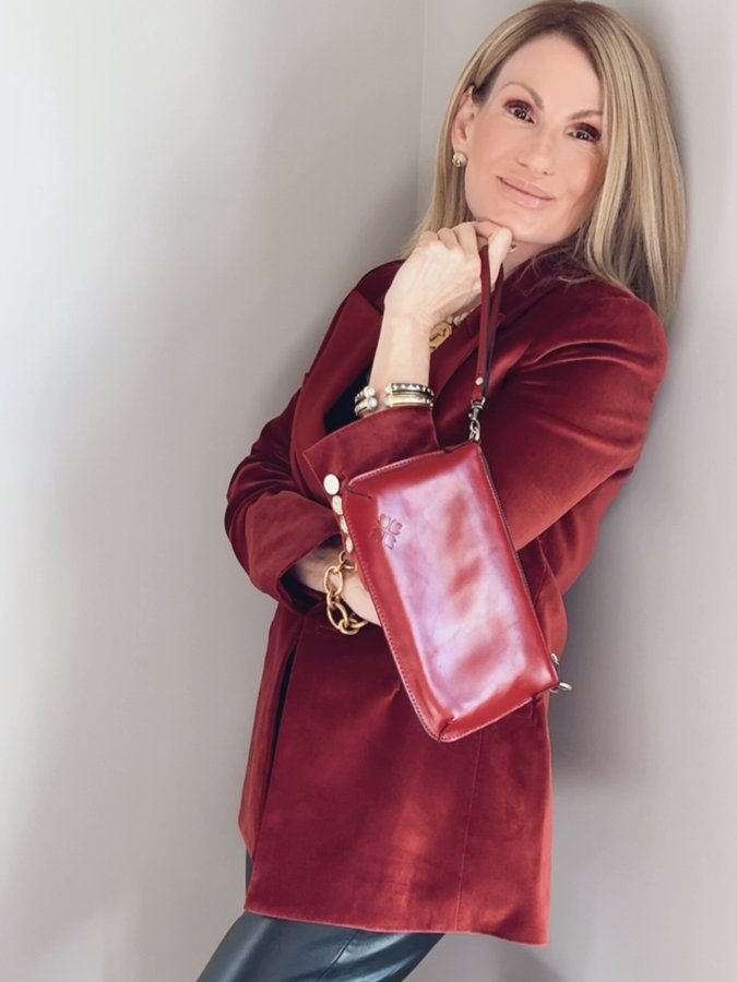 Instagram post by @oysterstopearls for Patricia Nash Designs. Caption reads: Timeless. Textured. Totally....