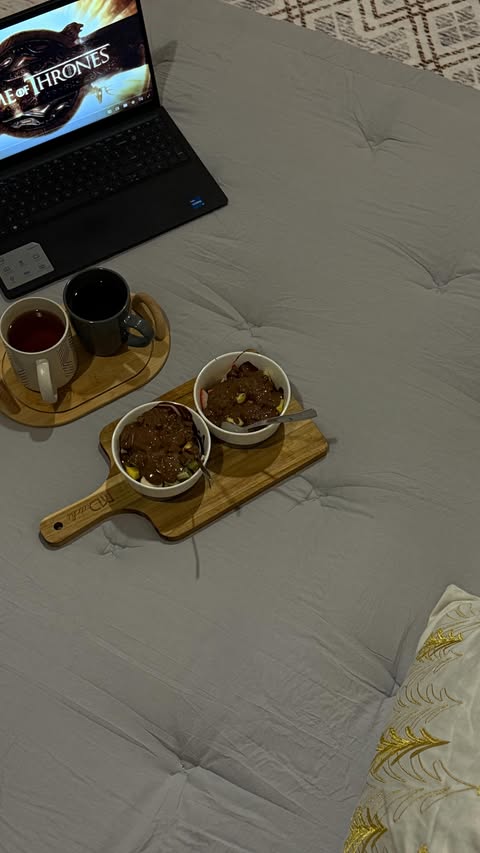 Instagram post by @heysarah_nova for ZONLIHOME. Caption reads: [...] perfect for unwinding 🤍

Thank you,....