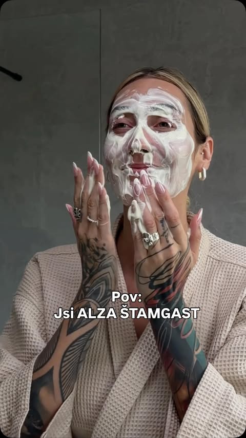 Instagram post by @kundosaki_ for Alza.cz / Alza.sk. Caption reads: Klinderová WELEDOU uplně nešetří protože od....