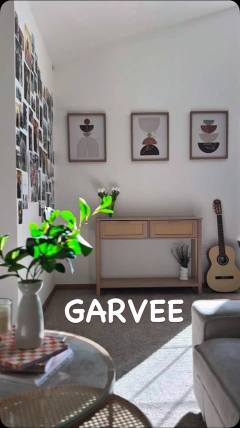 Instagram post by @ugc_zeynep for Garvee. Caption reads: [...] console was just what I needed!....