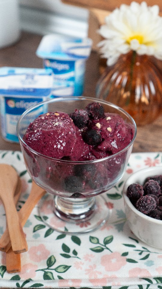 Instagram post by @platosfaciles for Gadis. Caption reads: Hola chicos!!!!!👋👋
Os traigo un Helado de....