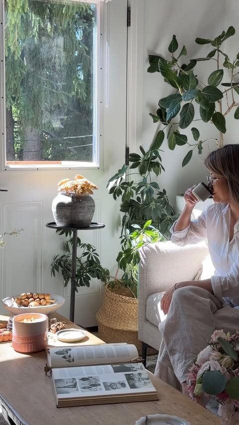 Instagram post by @thekwendyhome for Bath & Body Works. Caption reads: #BathandBodyWorks_Partner We moved into a rental....