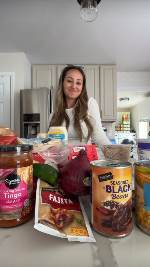 Instagram post by @veryveronicay for Acme Markets. Caption reads: #ACMEPartner Tell me you’re a mom without telling....