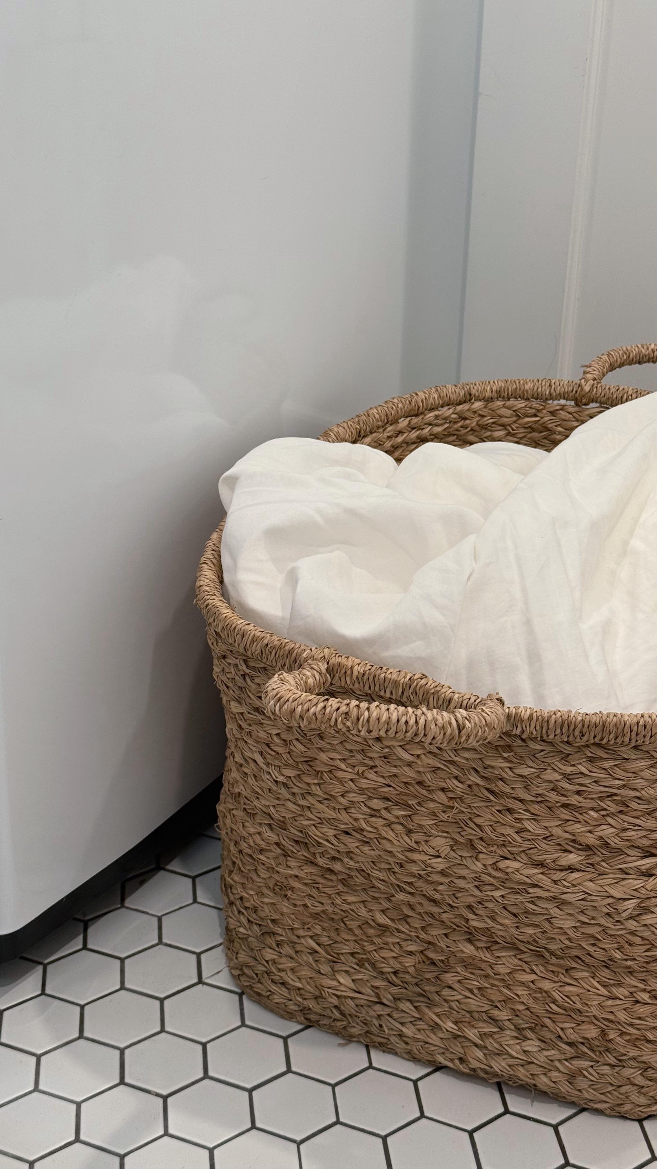 Instagram post by @monicampaulino for I Love Gain. Caption reads: #GainPartner Everyone always asks me “How do you....