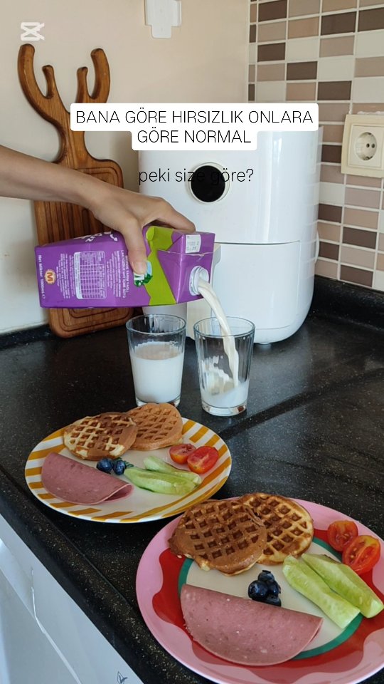 Instagram post by @gulsahkiliic for Evidea. Caption reads: Bu video da reklam yok

#daily #routine....