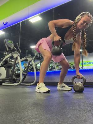 TikTok post by @its_sierrraa_ for Intake Breathing. Caption reads: [...] rows, try this!! Also wearing my @Intake....
