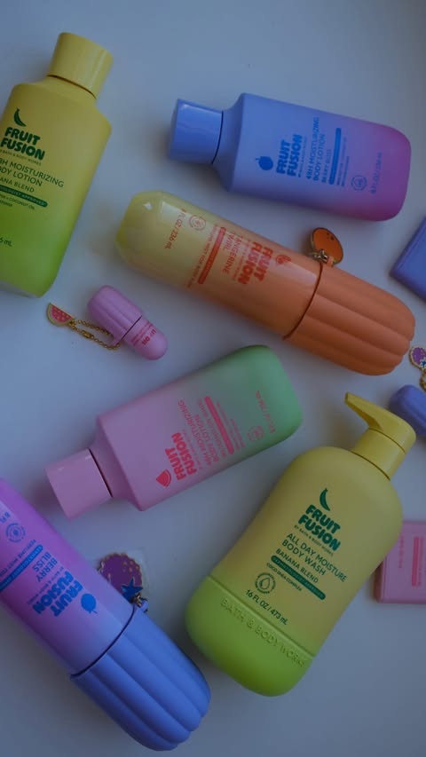 Instagram post by @kristynhoffman for Bath & Body Works. Caption reads: #ad Fruity, juicy, DELICIOUS!! @bathandbodyworks....