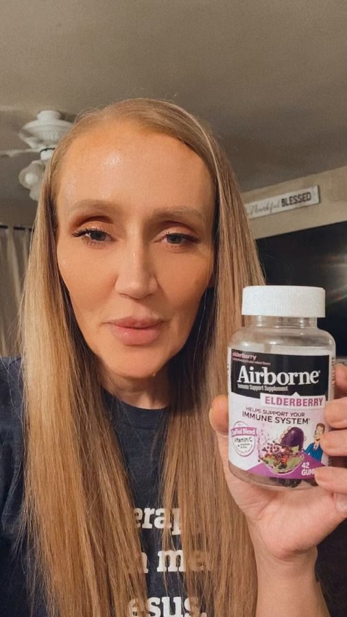 Instagram post by @jamiembeautyartistry for Airborne. Caption reads: I’m grateful for @airborne_us for making the....