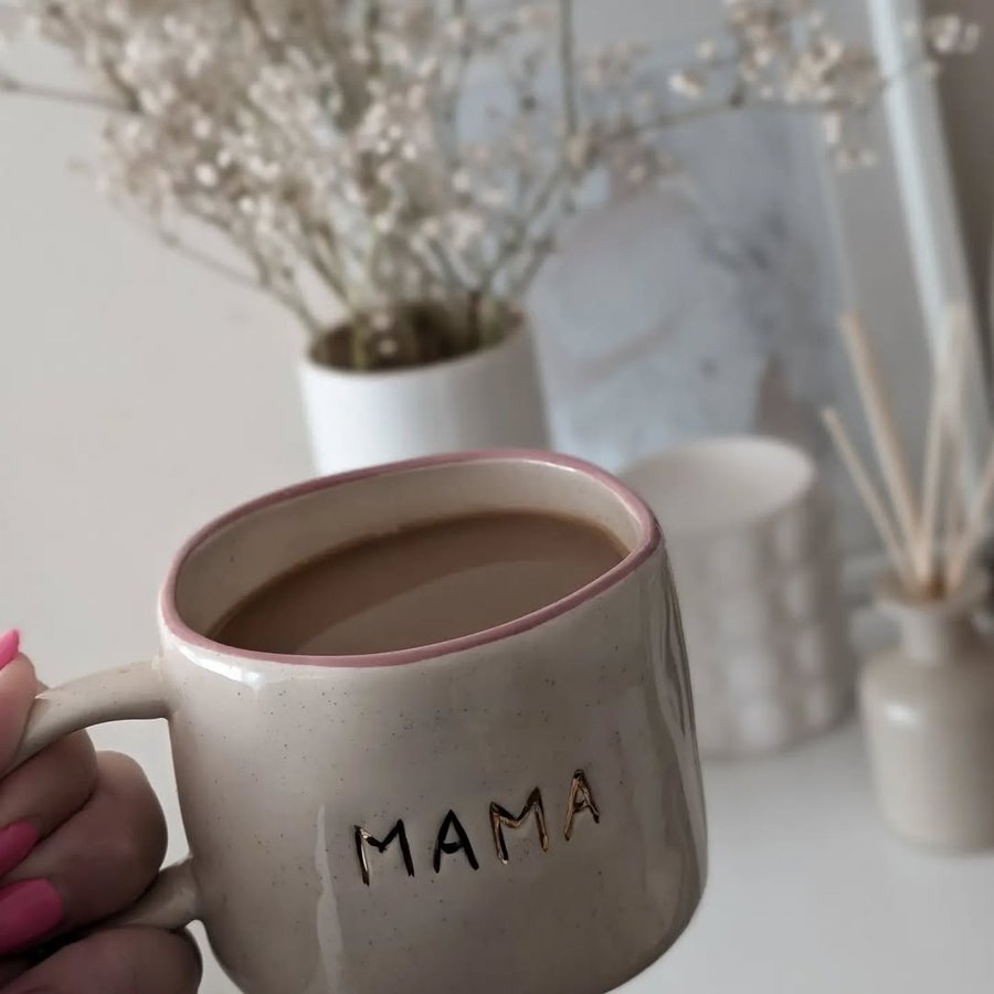 Instagram post by @_the_watts_family for TrueStart Coffee. Caption reads: [...] of 3..... Coffee and it has to be -....