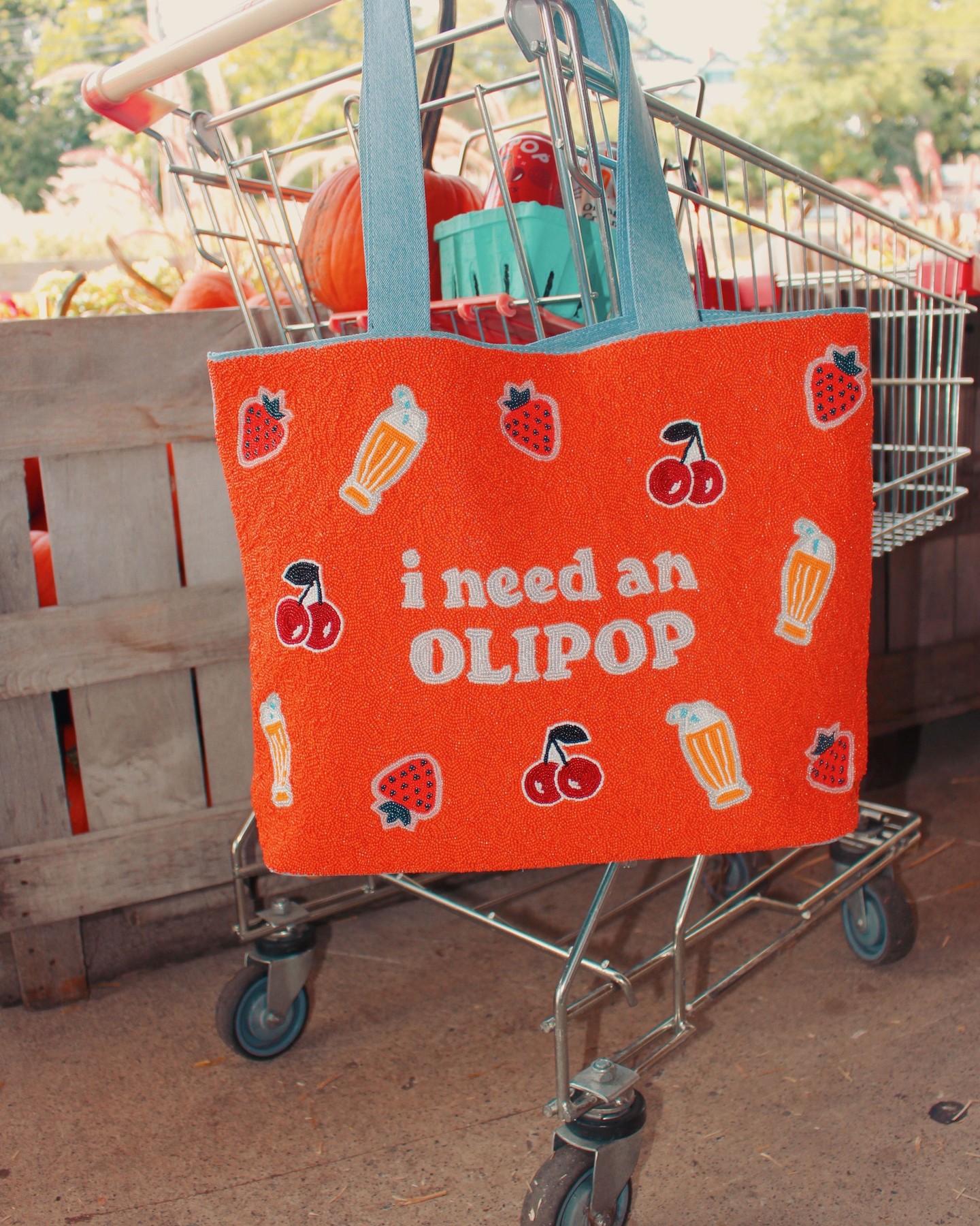 Instagram post by @islandtoeastside for OLIPOP. Caption reads: 👜 GIVEAWAY 👜
It’s the giveaway that’s TOTES....