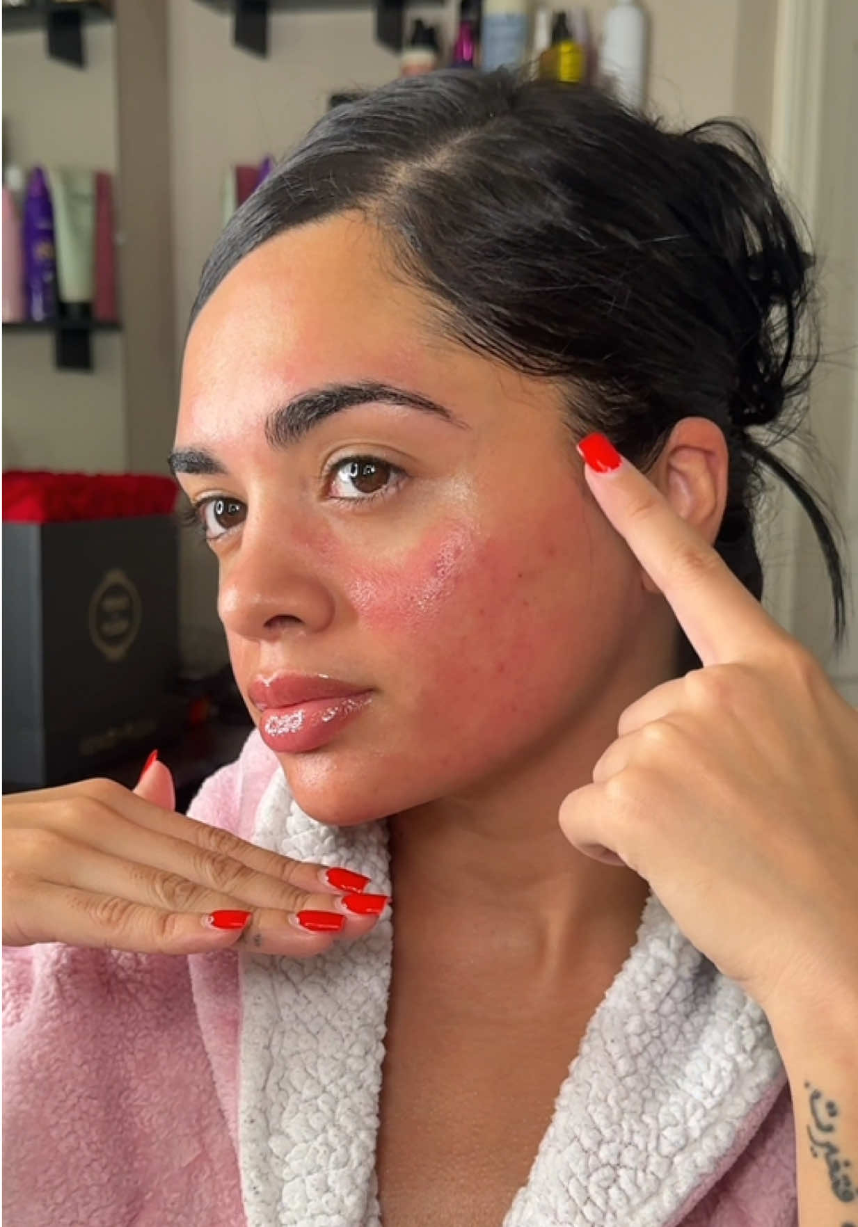 TikTok post by @quianarodriguez_ for LOOPS. Caption reads: Monthly reset, finishing off with the @LoopsBeauty....