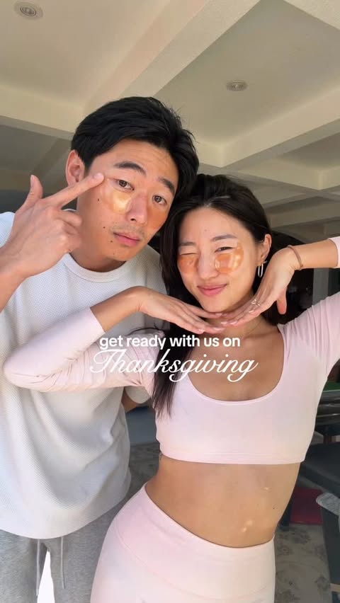 Instagram post by @seolahh_ for true Botanicals. Caption reads: Happy Thanksgiving to you all!🤎🍂🦃✨

So grateful....