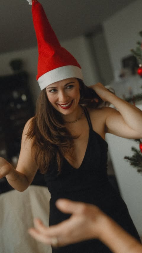 Instagram post by @louisedebast for BaByliss. Caption reads: [...] letting my scalp suffocate … Enter the....