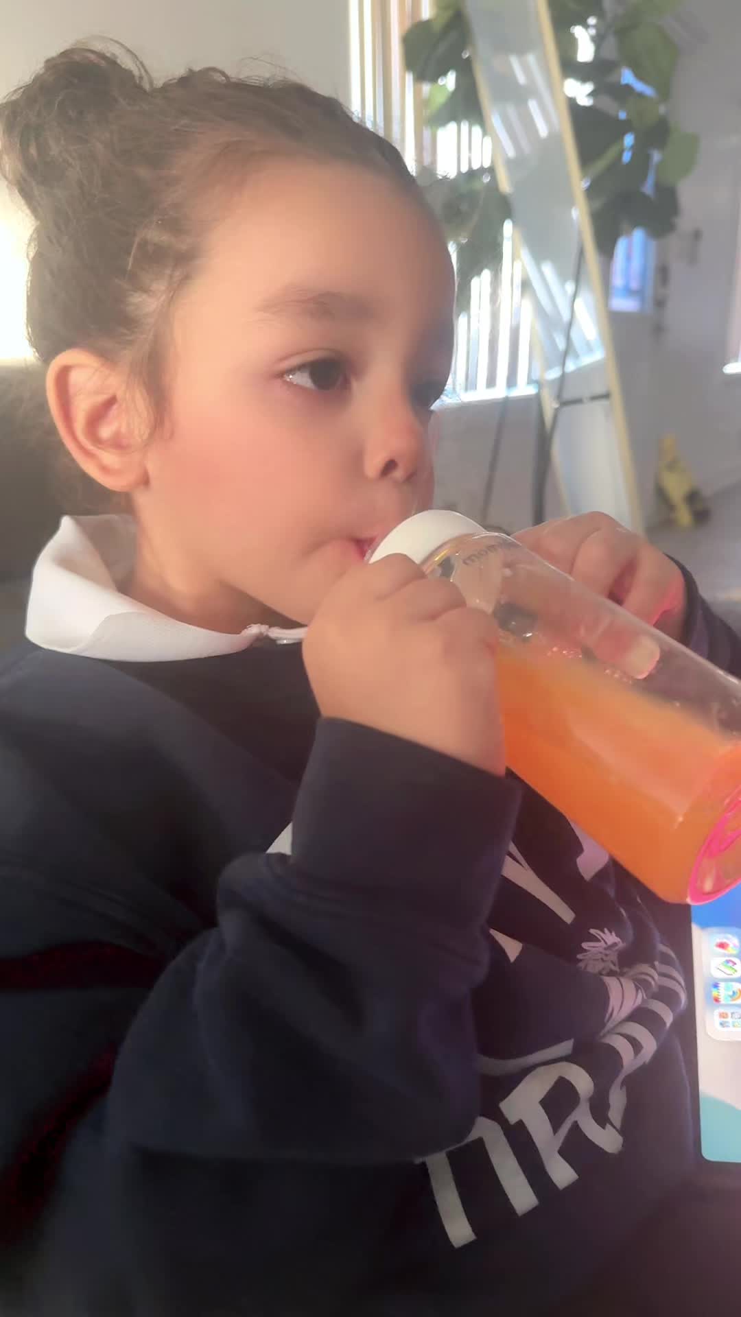 TikTok post by @jazmin_c1108 for mombella official. Caption reads: #fyp @MombellaUS.