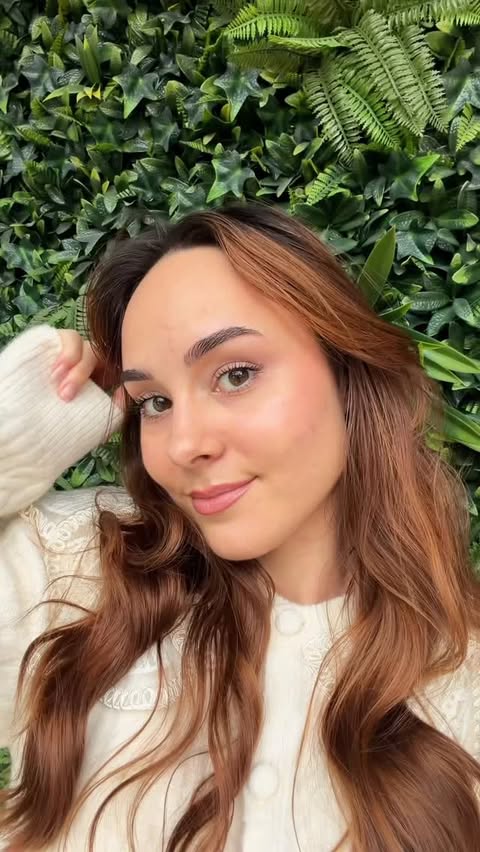 Instagram post by @alexandra.iosif7 for The Setup. Caption reads: [...] mi-a placut deloc de mine🙈 @thesetup.ro....