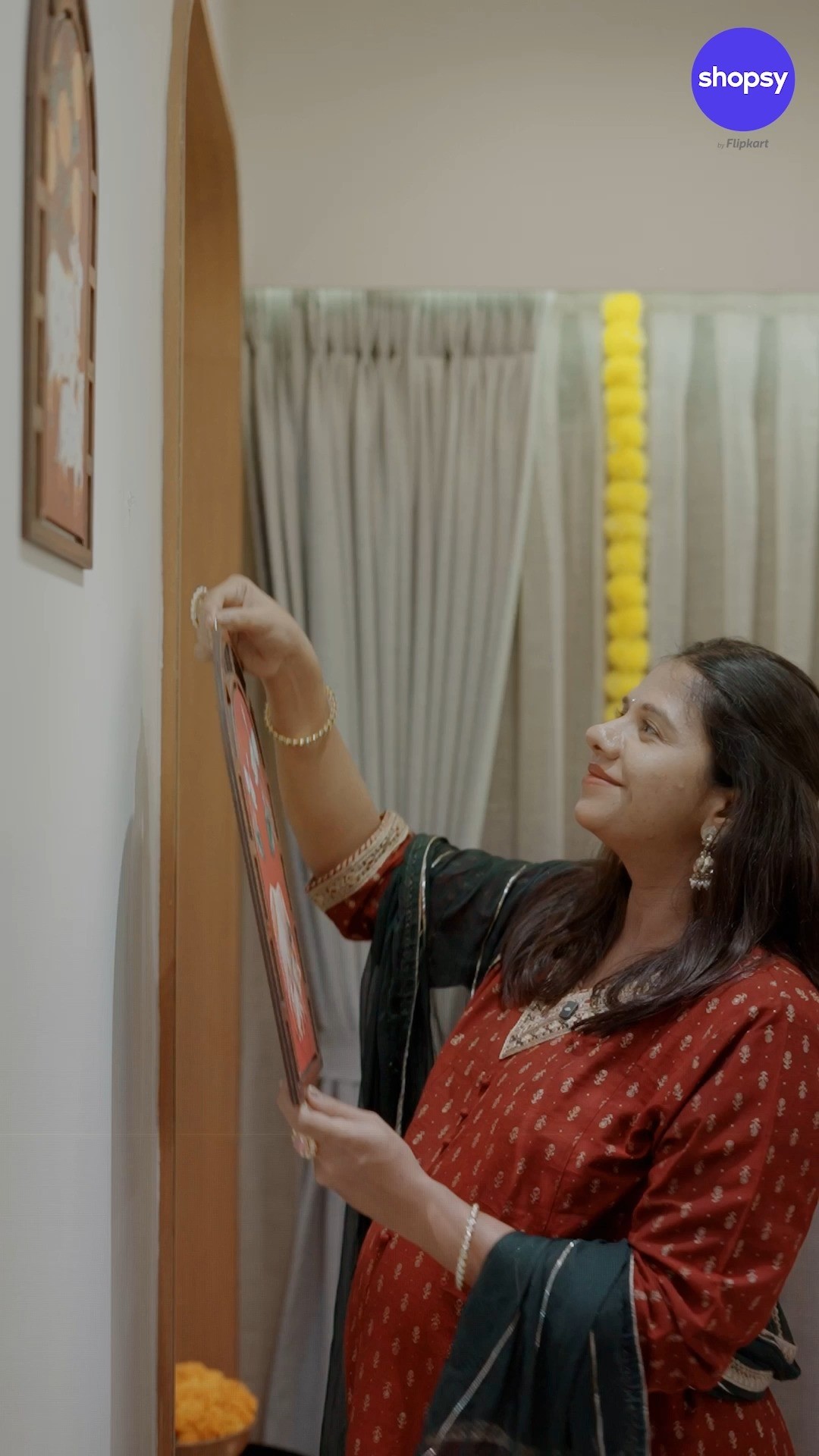 Instagram post by @explorewith_riddhi for Shopsy. Caption reads: There are two ways to do things - the aesthetic....