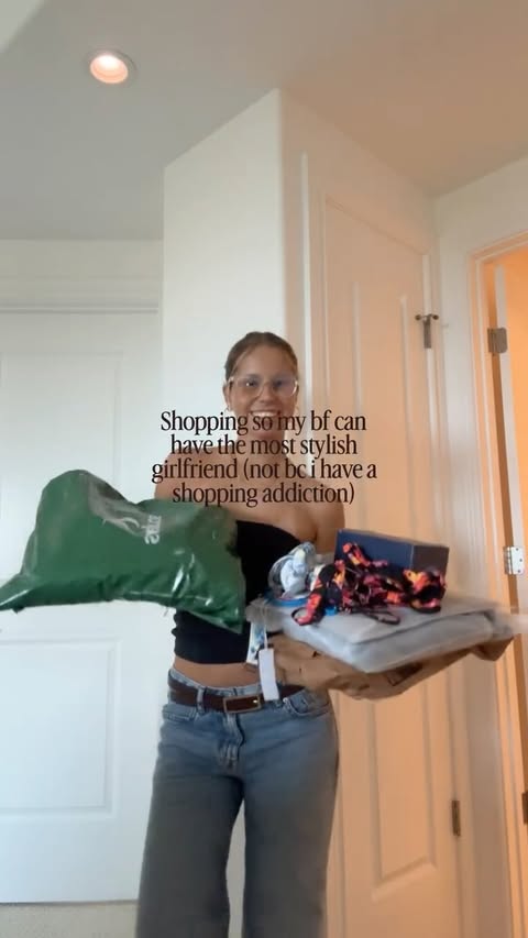Instagram post by @miaxbernardi for Bright Swimwear. Caption reads: 🛍️ #shopping #haul #viral #pr.