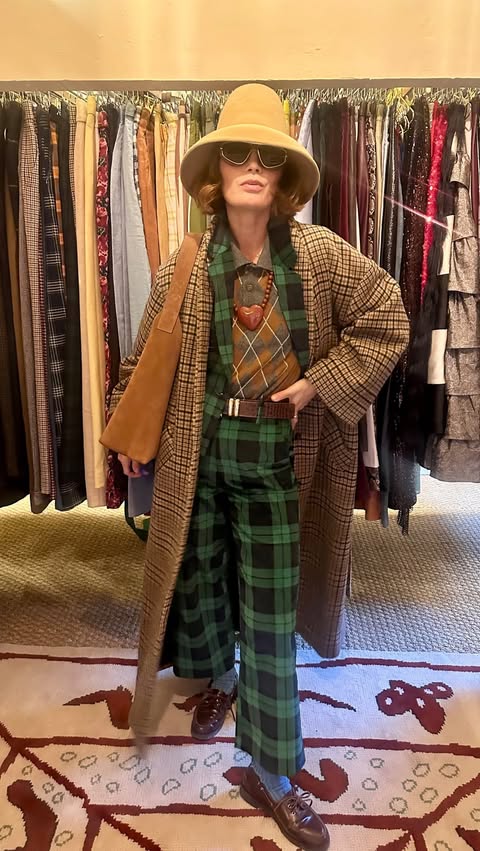 Instagram post by @sarah.corbettwinder for Strathberry. Caption reads: [...] 👜 that you neeeeeeed this winter....