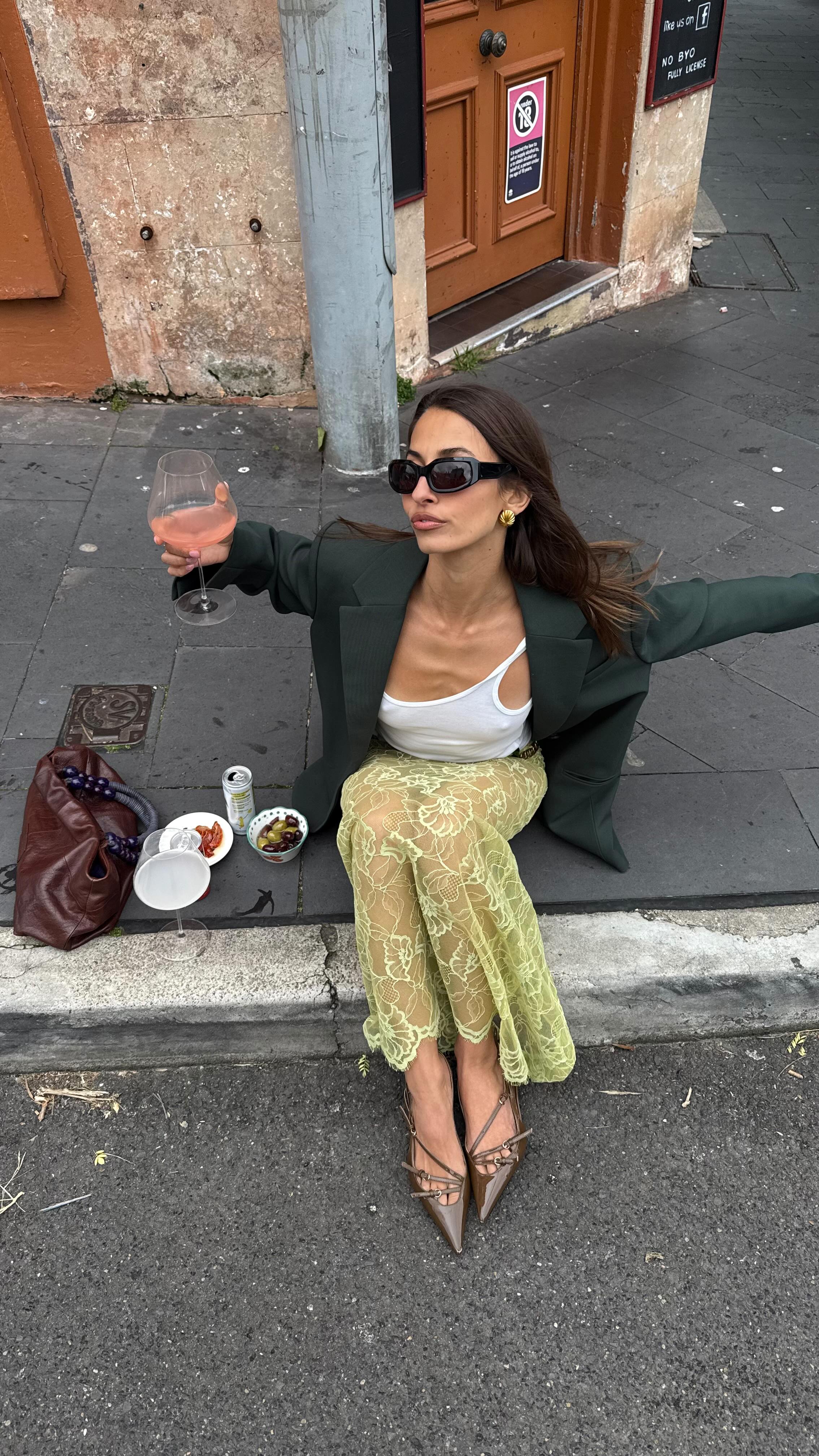 Instagram post by @dominiquelissa for Remedy Drinks. Caption reads: Officially 9 months sober bby❣️💁🏽‍♀️my go-to....