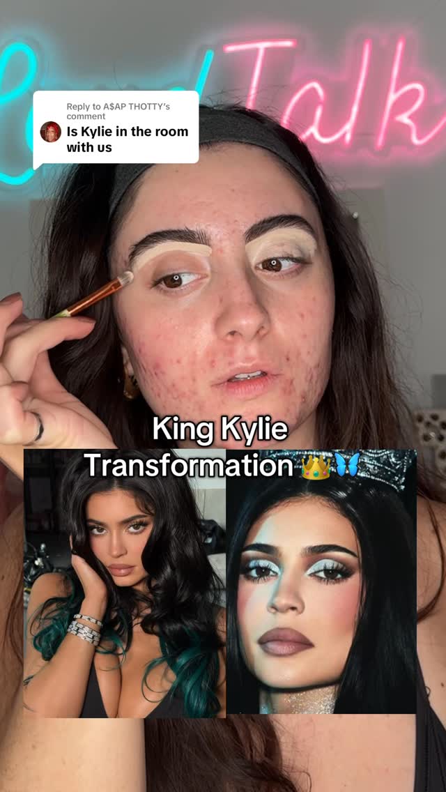 Instagram post by @laviniarusanda for Kylie Cosmetics. Caption reads: glam eye makeup is BACK! 💙✨👑 

@kyliecosmetics....