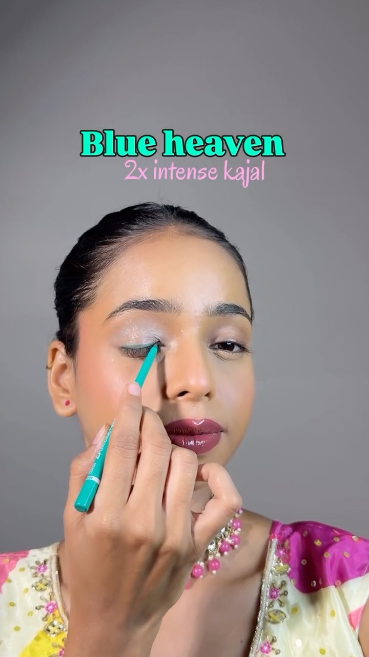 Instagram post by @aastha.spark for Blue Heaven Cosmetics. Caption reads: Eye makeup bilkul complicated nahi hota, bas ye 4....