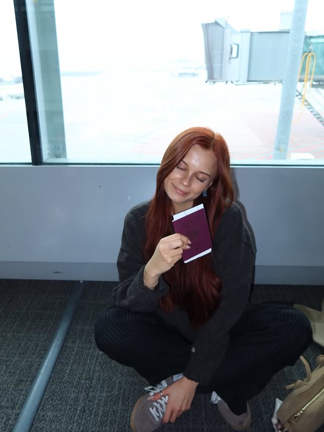 Instagram post by @polasieczkoo for Visit Abudhabi. Caption reads: [...] to visit. [reklama] #InAbuDhabi....