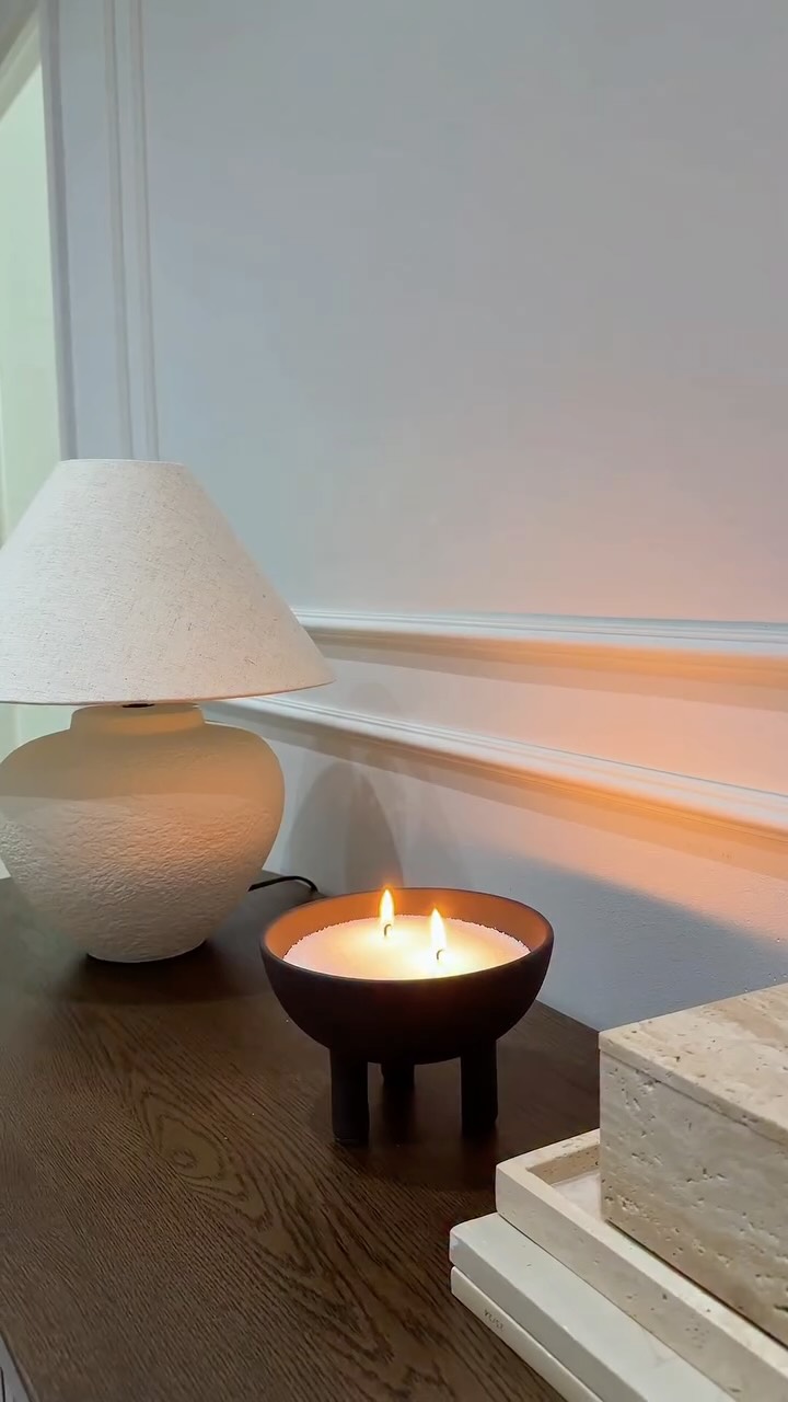 Instagram post by @interior.by_k_ for Candlera Candle. Caption reads: I samarbete med @candleracandle 
With the candle....