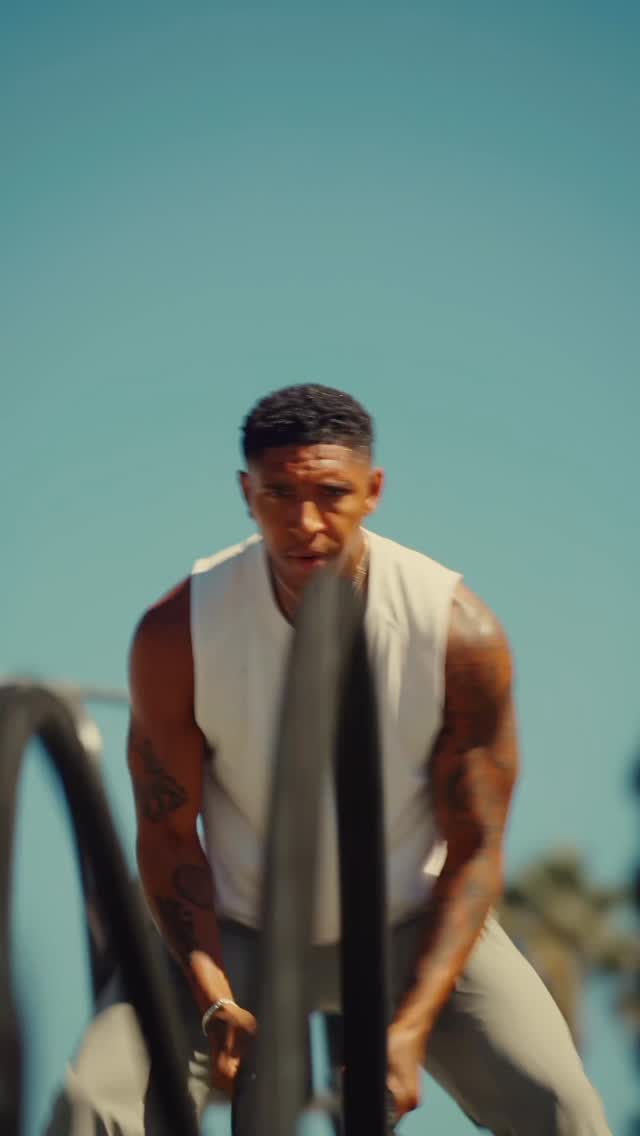 Instagram post by @louischandlerfit for VitaHustle. Caption reads: [...] as your recovery

That’s why I use....