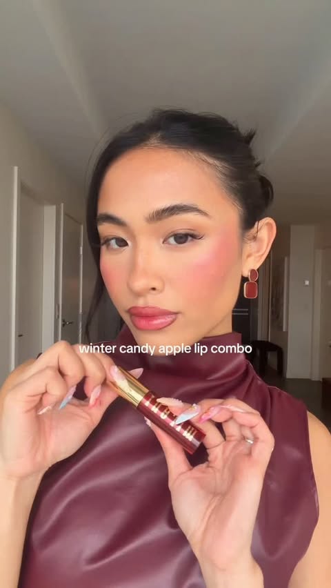 Instagram post by @roshelleflores_ for Milani Cosmetics. Caption reads: Nothing gets me more in the holiday spirit than a....