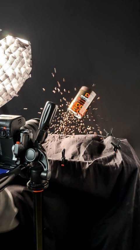 Instagram post by @mobilephototricks for Photoroom. Caption reads: [...] around the room ☕️
AI way: snap a photo →....