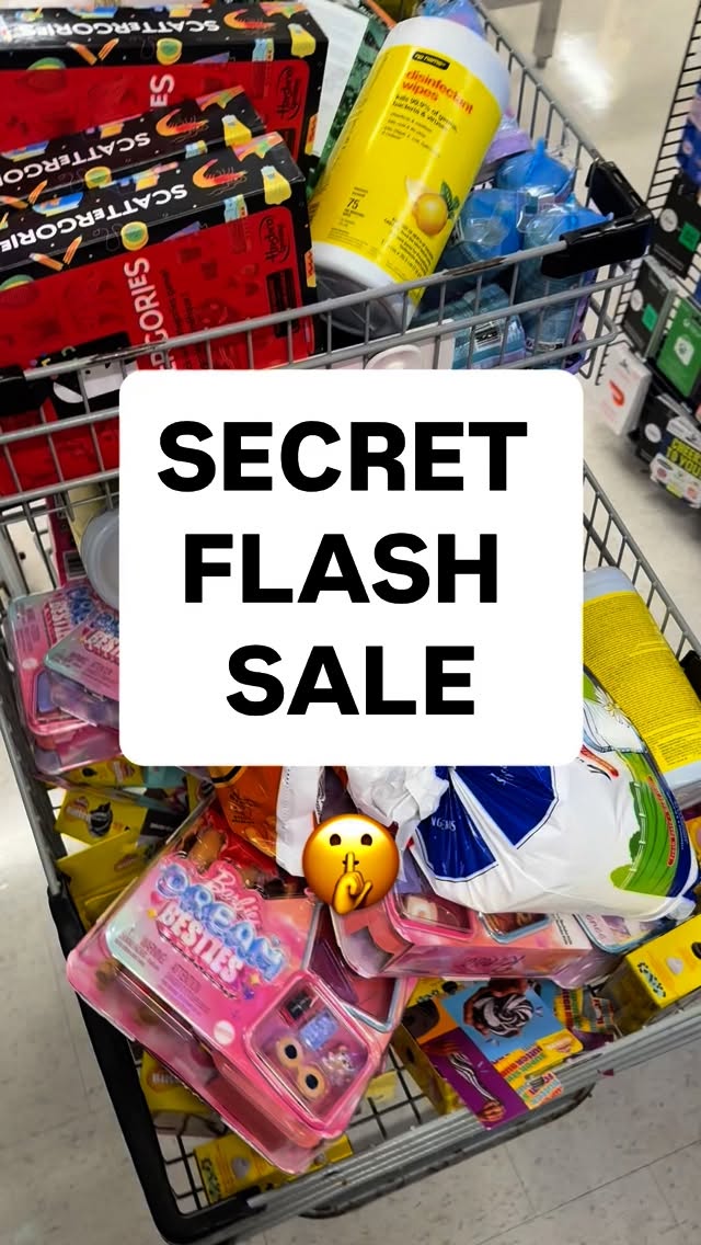 Instagram post by @the.momfinds for Play-Doh. Caption reads: FOLLOW FOR MORE 🇨🇦 DEALS AND FINDS....