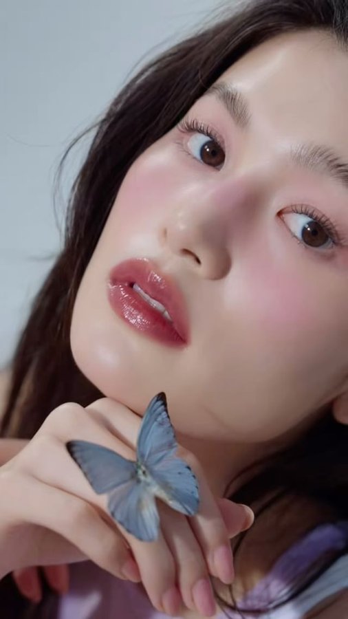 Instagram post by @tcbneri for hince. Caption reads: .