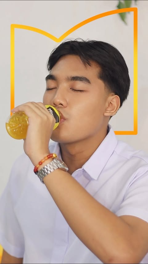 Instagram post by @marcuzjohn2109 for Minute Maid. Caption reads: Dull moments? Okay lang, Minute Maid Nutri +....