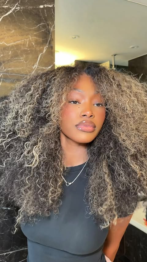 Instagram post by @uchjn for Neutrogena UK & Ireland. Caption reads: ad day time summer sexy starts with protecting my....