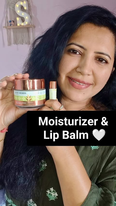 Instagram post by @shalinisrao for Just Herbs. Caption reads: Comment "Link" for product's 😊❤️
@justherbsindia....