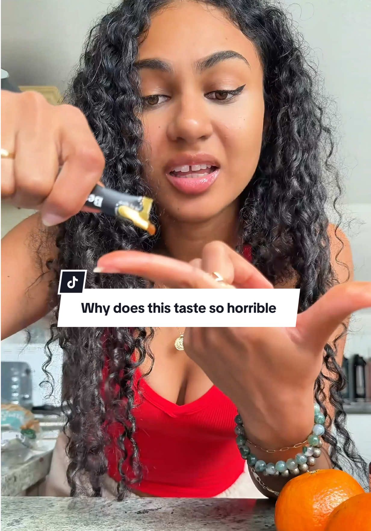 TikTok post by @julianafiorela_ for Better Alt. Caption reads: [...] #tiktokmademebuyit #tastetest @Better Alt.