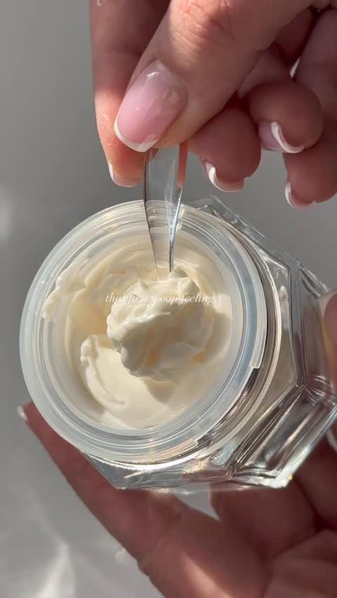 Instagram post by @thewrightglow for Charlotte Tilbury. Caption reads: [...] scoop is always the best 🍨🫧....