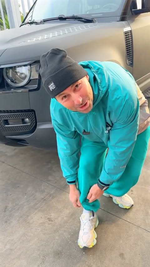 Instagram post by @vitoiacopelli for Pirelli. Caption reads: It’s time for new shoes @pirelli …… Thanks bro....