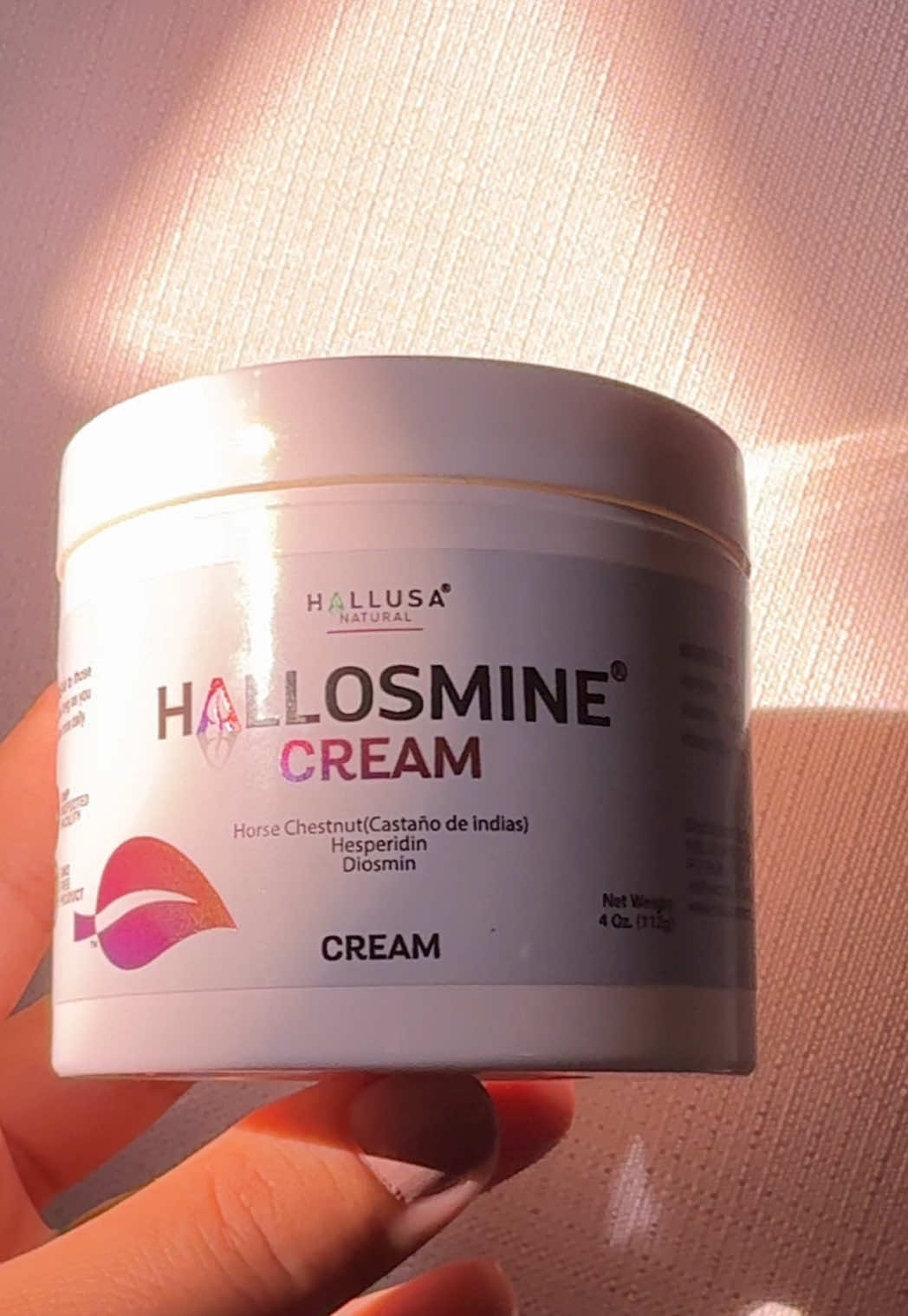 TikTok post by @cinthya.dickinson for Hallusa Natural. Caption reads: @Hallusa Natural #hallosminecirculationsupport....