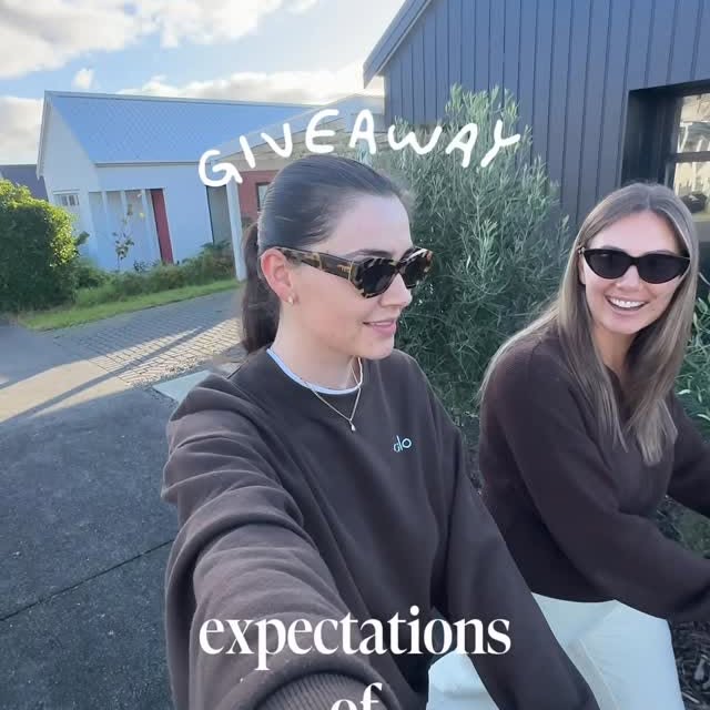 Instagram post by @jessicaemilyquinn for Little Bellies. Caption reads: GIVEAWAY

Can anyone relate? You try have a catch....